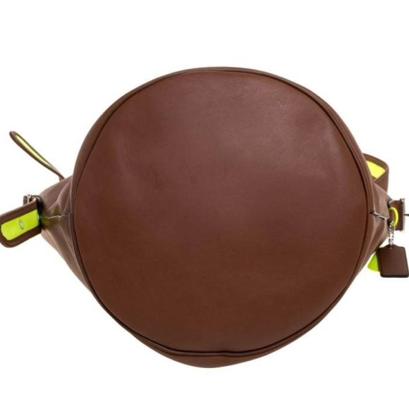 Coach Brown Leather Legacy Hobo bag - Picture 4 of 13